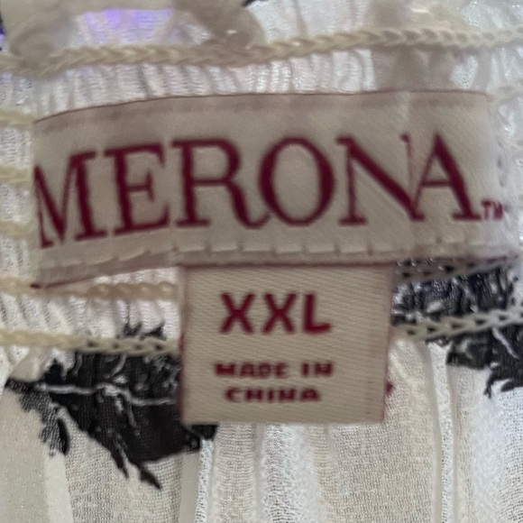 Women’s Cold Shoulder Tunic 2X White - Picture 3 of 3